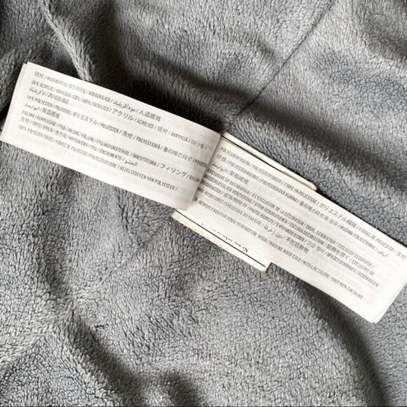 Abercrombie & Fitch Navy Classic Puffer Jacket Size M - Picture 11 of 11